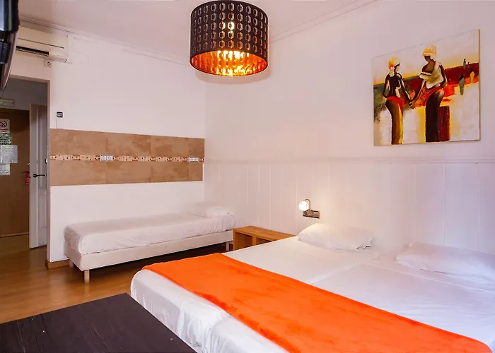 Casp House 3*