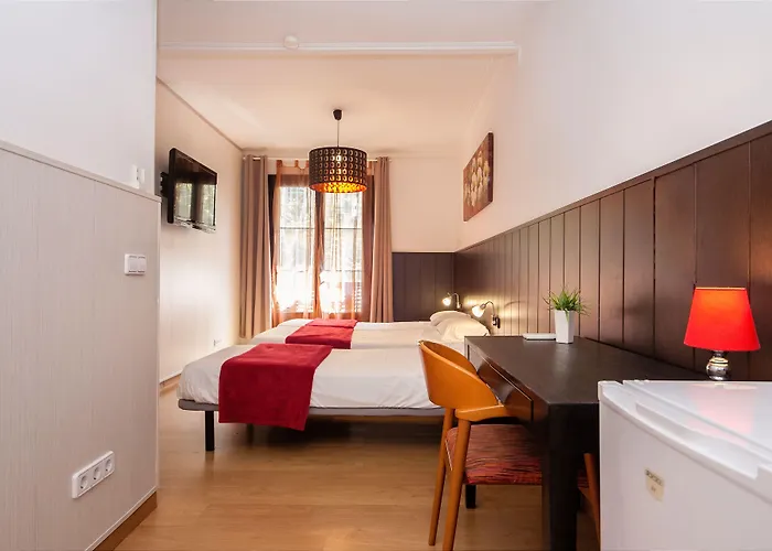 Casp House 3*