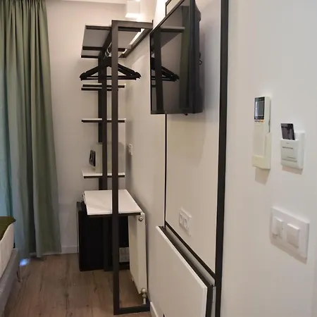 Pensión Casp House 3*