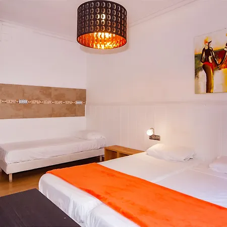 Casp House 3*