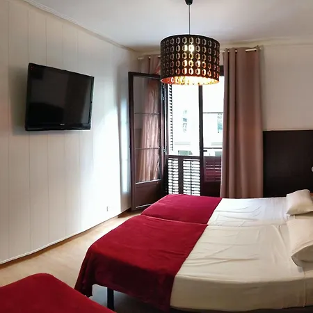 Casp House 3*