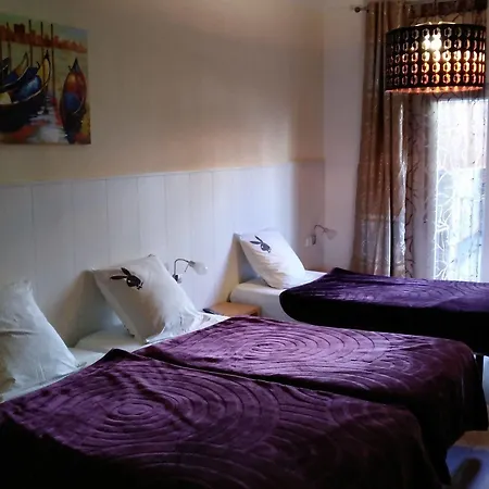 Pensjonat Casp House 3*
