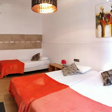 Casp House 3*