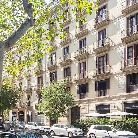 Casp House 3*