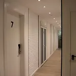 Casp House בית הארחה 3*