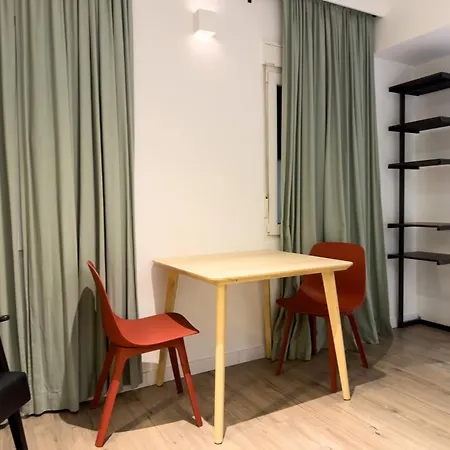 Casp House 3*