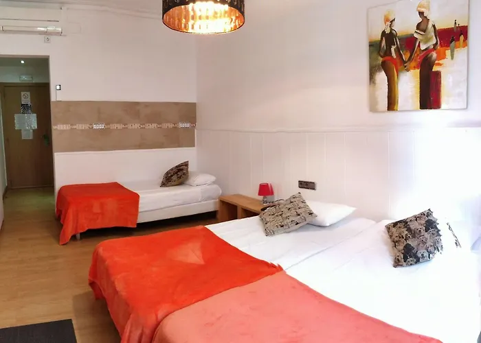 Casp House 3*